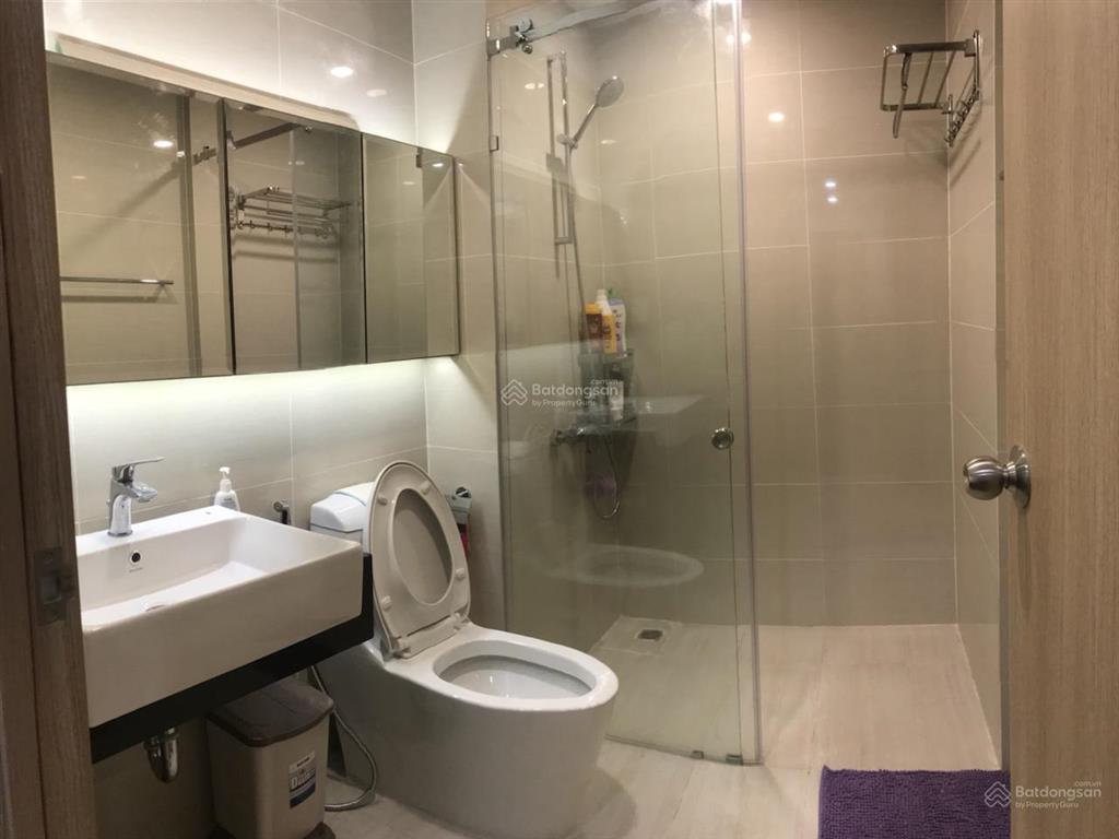 Gia đình bán căn góc cc 312 lạc long quân q.11. dt 69m2 2p 2wc. giá thoả thuận. 0896 515 ***