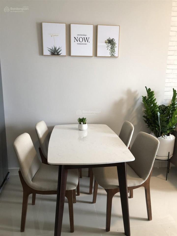 Gia đình bán căn góc cc 312 lạc long quân q.11. dt 69m2 2p 2wc. giá thoả thuận. 0896 515 ***