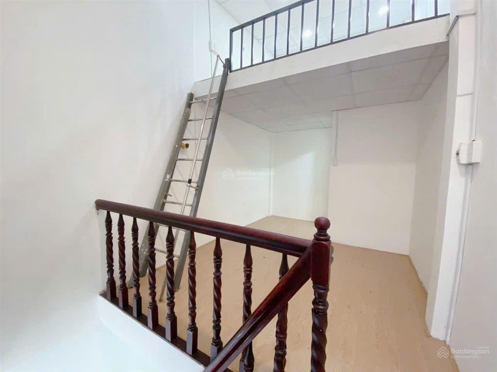 Bán nhà đường bến chương dương thông nguyễn văn cừ trần hưng đạo giá chỉ 6,3 tỉ