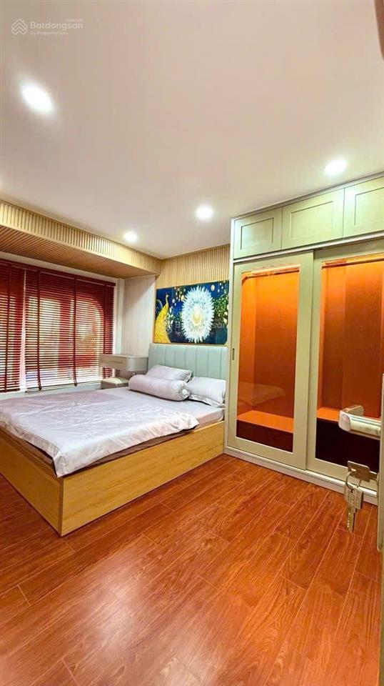 Nhà mới trung tâm quận 3  3 tầng  2pn  hẻm 3,5m lý thái tổ  giá chỉ ~ 5 tỉ