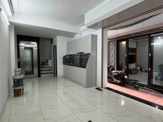 Nhà tam trinh 5 tầng xây mới  thang máy  hơn 6 tỷ