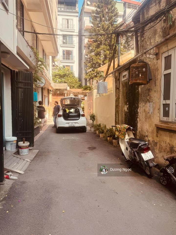 Bán gấp nhà riêng 65m2 nguyễn ngọc vũ, trung hòa, cầu giấy, hà nội giá cực chất 16,3 tỷ tặng nhà 5t