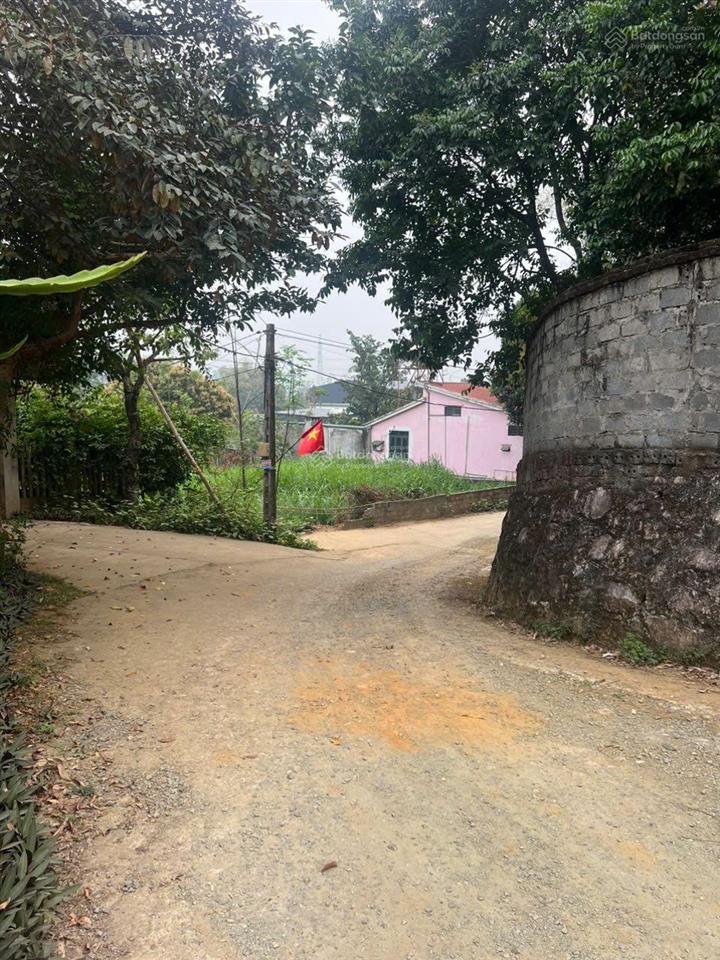 Chính chủ bán lô góc 3 mặt tiền tại cố thổ, lương sơn, hoà bình