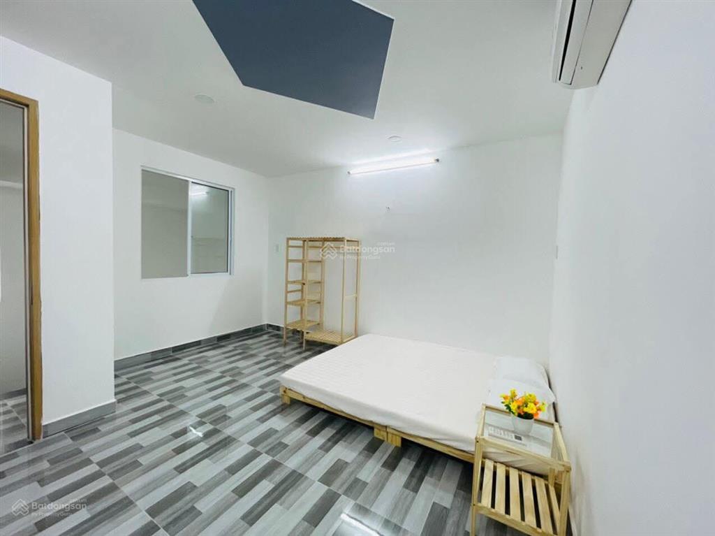 Cho thuê phòng trong nhà nguyên căn q7 mới sạch đẹp