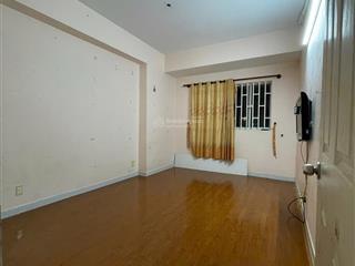 Cần bán căn hộ lê thành, block b, bình tân, dt 125m2, 3 phòng ngủ, 2wc, 2 bacon nhà rộn