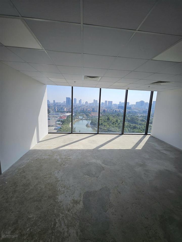 Bán tòa văn phòng 136 hồ tùng mậu, goldmark city từ 48,6tr/m2 bàn giao luôn,  0377 136 ***