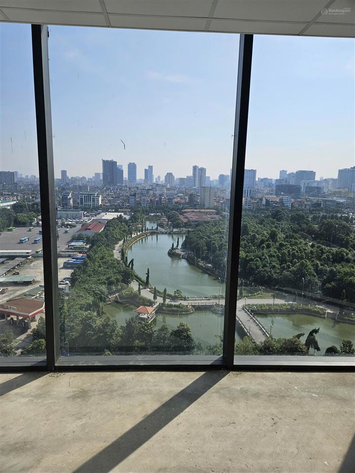 Bán tòa văn phòng 136 hồ tùng mậu, goldmark city từ 48,6tr/m2 bàn giao luôn,  0377 136 ***