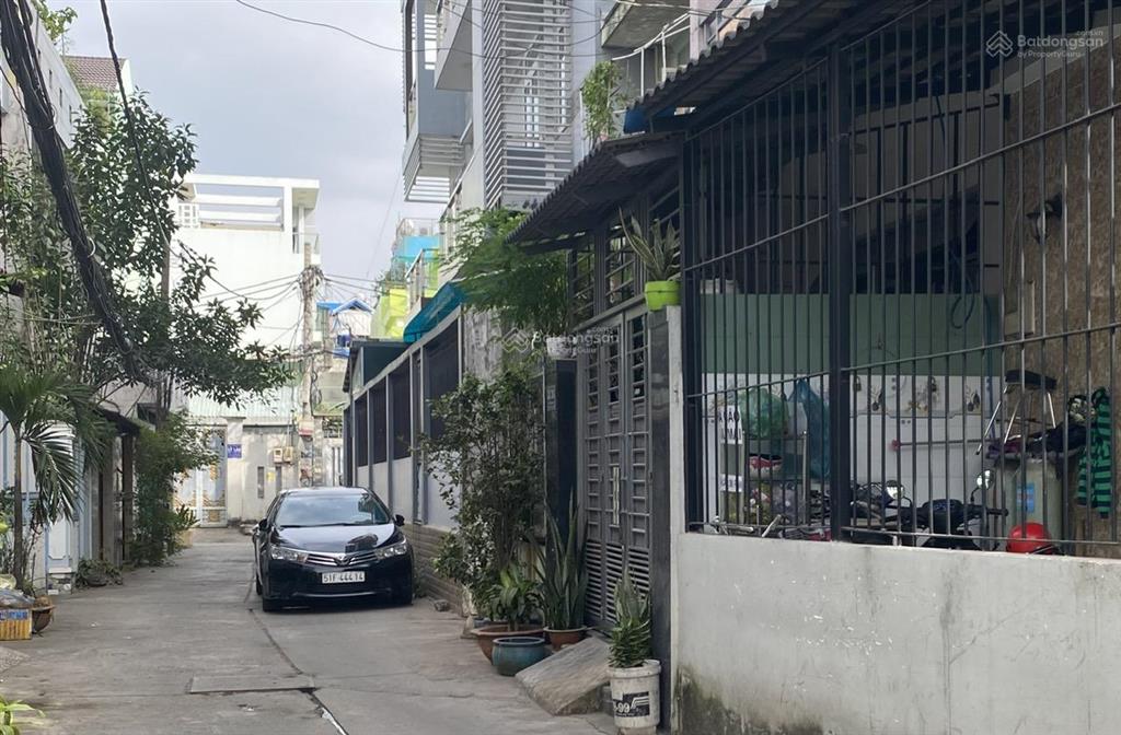 Chuyển công tác bán nhà hẽm 6m phạm phú thứ, 4 x 13, 3 tầng btct, 4pn, tiện di chuyển về trung tâm