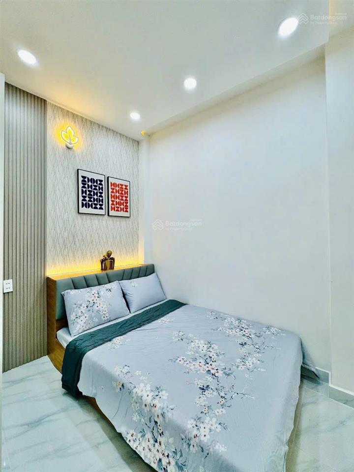 Chuyển công tác bán nhà hẽm 6m phạm phú thứ, 4 x 13, 3 tầng btct, 4pn, tiện di chuyển về trung tâm