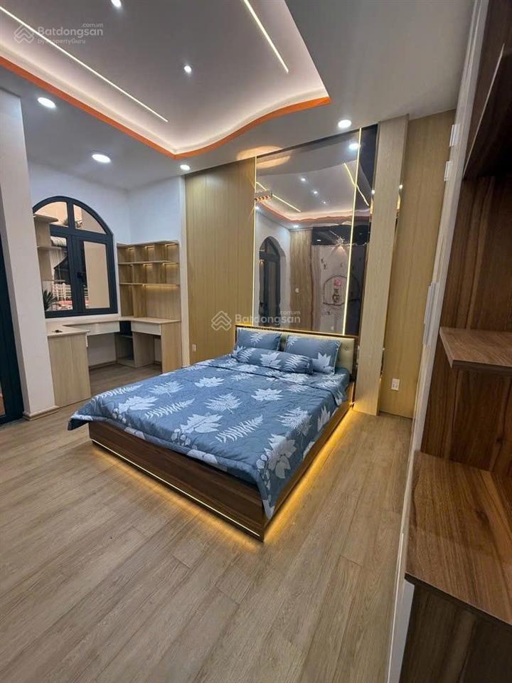Nhà gò vấp  hxh  dt70m2  nhà mới xây, full nội thất  giá chỉ 7.95 tỷ  có thể cho thuê hoặc ở