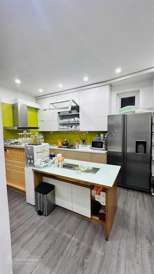 Bán căn hộ chung cư quận cầu giấy giá chỉ 70tr/m nằm ngay mặt đường lớn giao thông thuận tiện