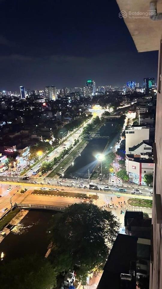 Bán căn hộ chung cư quận cầu giấy giá chỉ 70tr/m nằm ngay mặt đường lớn giao thông thuận tiện