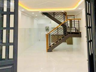 Nhà 1 trệt 1 lầu btct, xây chắc chắn, thiết kế chuẩn đẹp, giá 4.4 tỷ, khu tiện ích, an ninh tốt