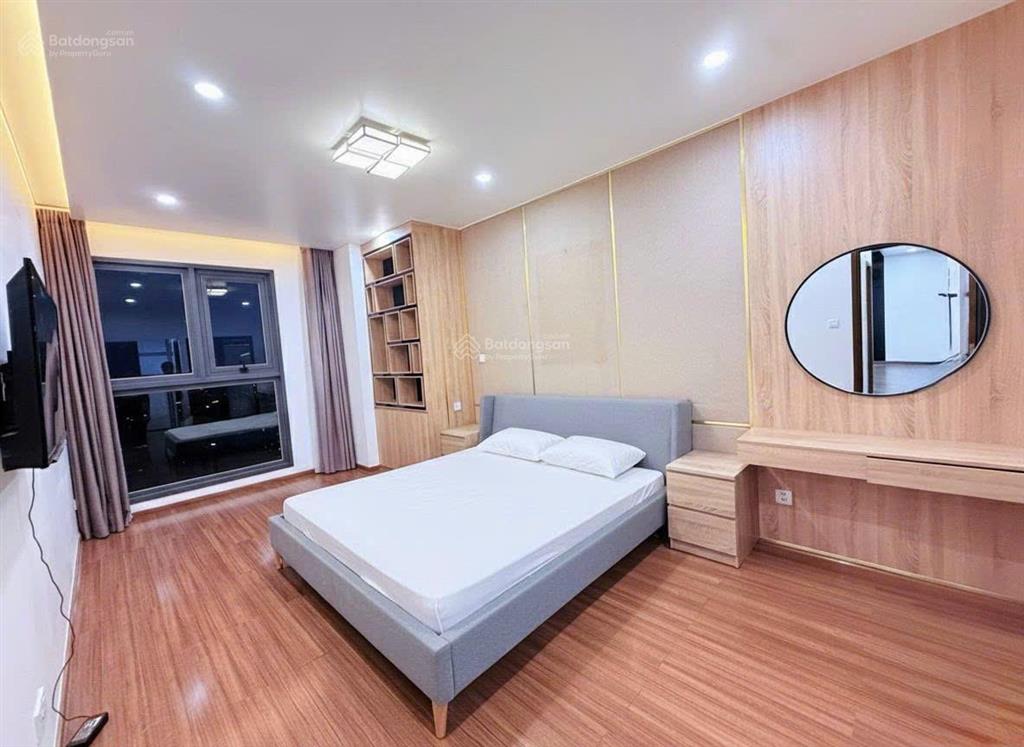 Bán căn hộ 2 phòng ngủ pearl plaza view sông, giá tốt