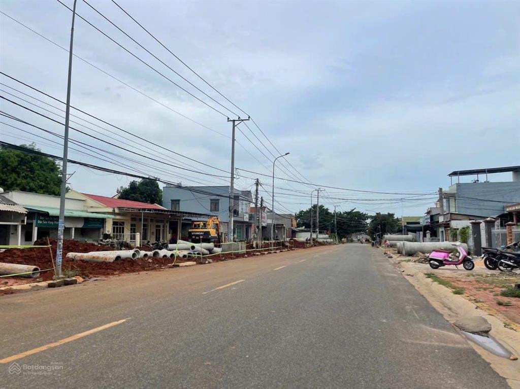 Bán lô đất đẹp mặt tiền hương lộ 2 gần chợ hoà long  bà rịa