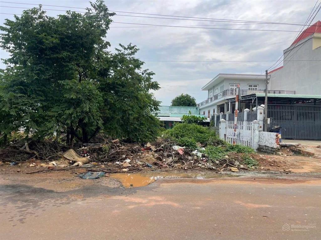 Bán lô đất đẹp mặt tiền hương lộ 2 gần chợ hoà long  bà rịa