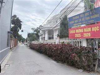 Lô đất ngay trường tiểu học vạn hương