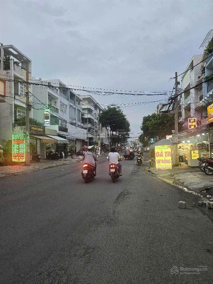 Bán nhà mặt tiền  kdc chợ cây sa dà  bình tân kd đỉnh (5x18m) 5pn chỉ12.5 tỷ(tl) shr