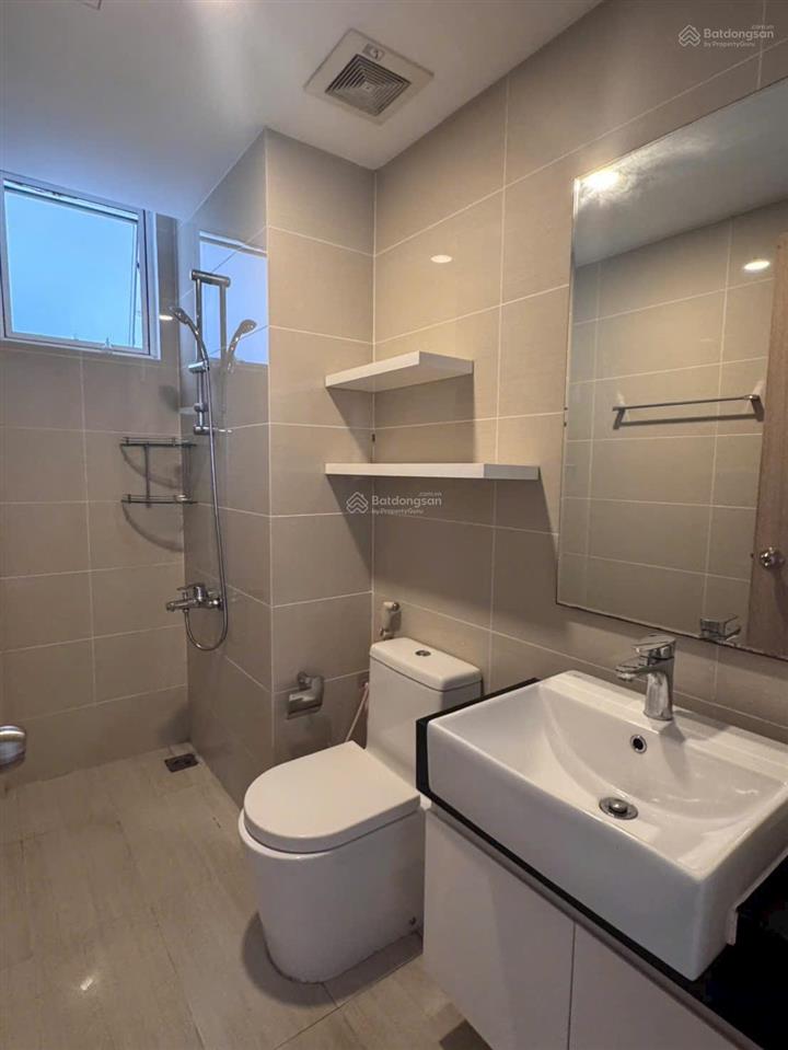 Bán căn hộ 3pn 2wc full nội thất sẵn hđ thuê gần sân bay 98m2 y hình giá 8.05 tỷ nhận nhà ngay