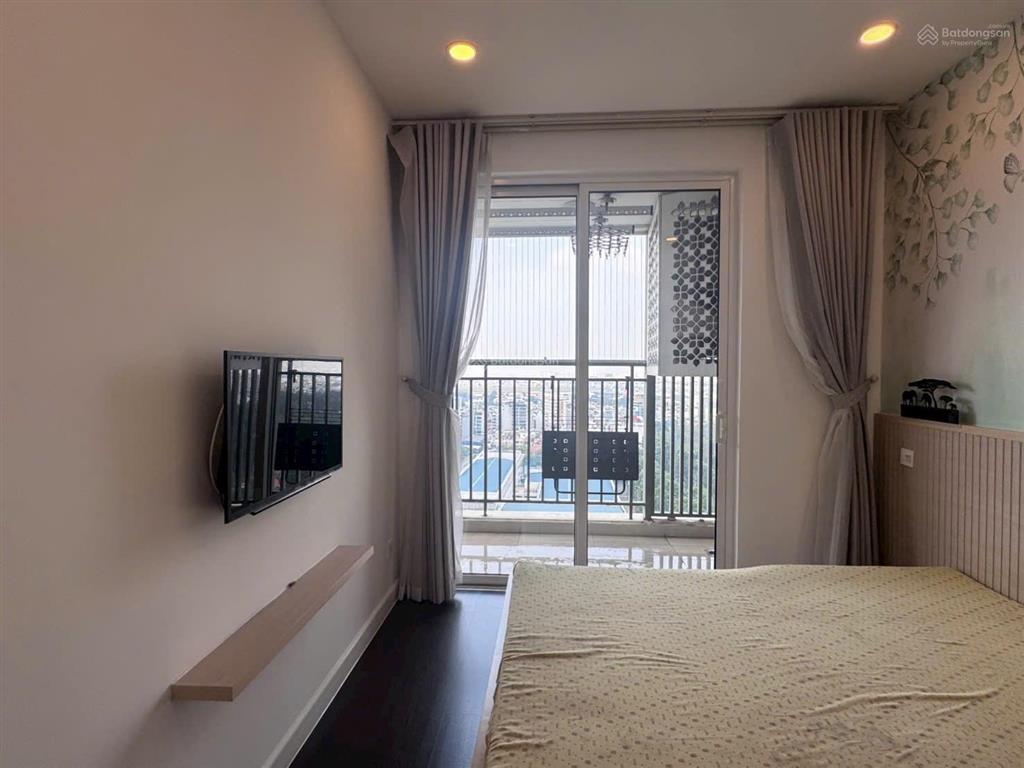 Bán căn hộ 3pn 2wc full nội thất sẵn hđ thuê gần sân bay 98m2 y hình giá 8.05 tỷ nhận nhà ngay