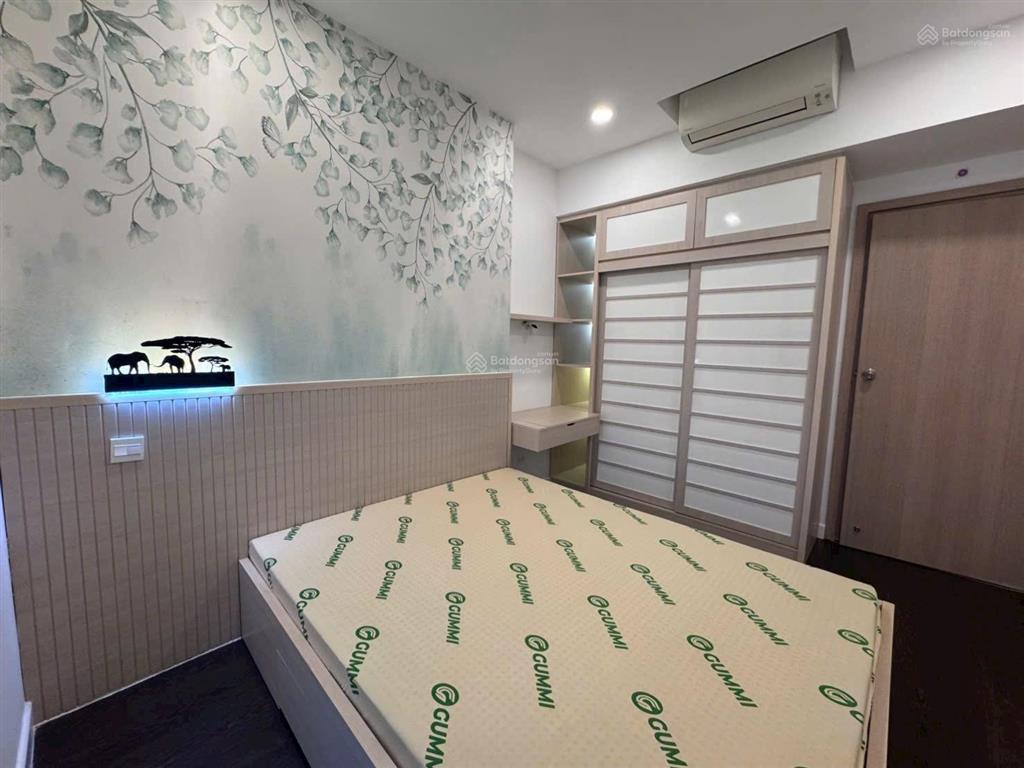 Bán căn hộ 3pn 2wc full nội thất sẵn hđ thuê gần sân bay 98m2 y hình giá 8.05 tỷ nhận nhà ngay