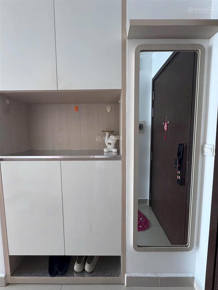 Bán căn hộ 3pn 2wc full nội thất sẵn hđ thuê gần sân bay 98m2 y hình giá 8.05 tỷ nhận nhà ngay