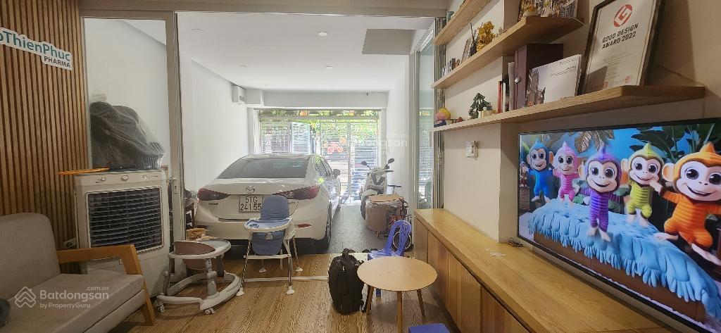 Hiếm! mặt tiền 3 tầng, 85m2, ngay công viên phước bình quận 9