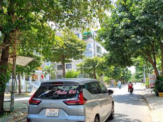 Mặt tiền vỉa hè, 90m2, ngay đại lộ 2 phước bình, di chuyển nhanh qua q1, q2, bt