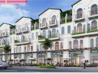 Nhà phố 2 mặt tiền ngay trung tâm thành phố mới