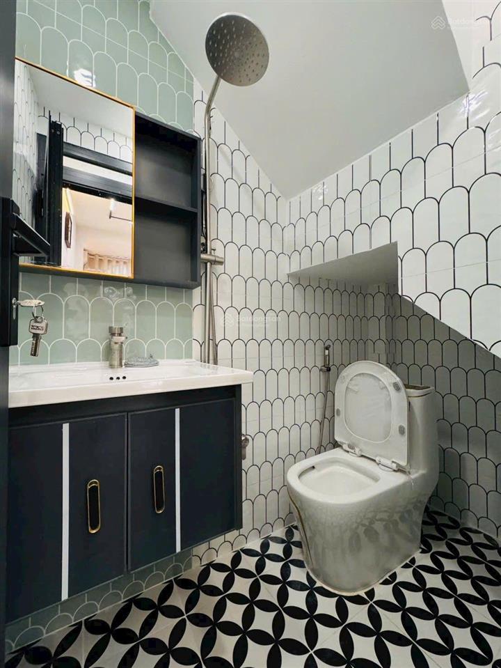 Hẻm xe hơi trục thẳng nguyễn văn đậu, p6 bình thạnh 2 tỷ 660 1t 2l 2pn 2wc shr chính chủ