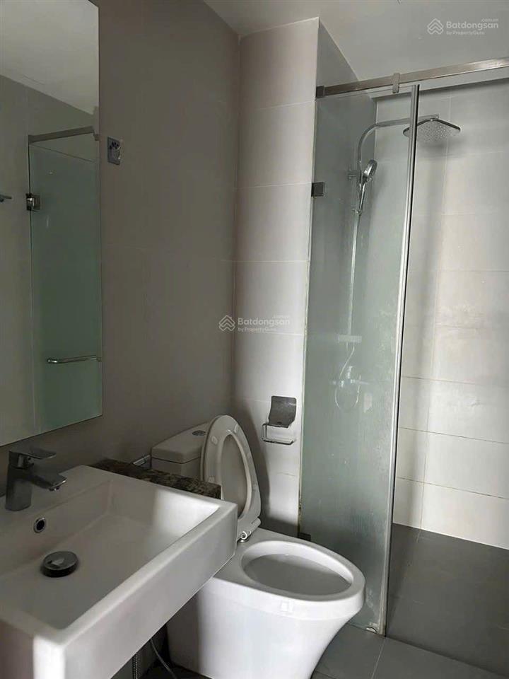 Cần bán căn hộ resgreen tower 2 tỏi 390 52m2 2pn 1wc sổ hồng lâu dài