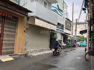 Nhà mặt tiền nội bộ 8m cực hiếm q11 lê đại hành 4 tỷ 600 ngay vòng xoay lê đại hành, chỉ 10