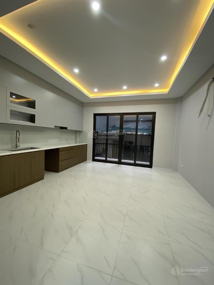 Nhà siêu đẹpfull nội thất cao cấpthang máygần phốkdvpthái thịnh 48m*8t*giá 14,9 tỷở cực sương