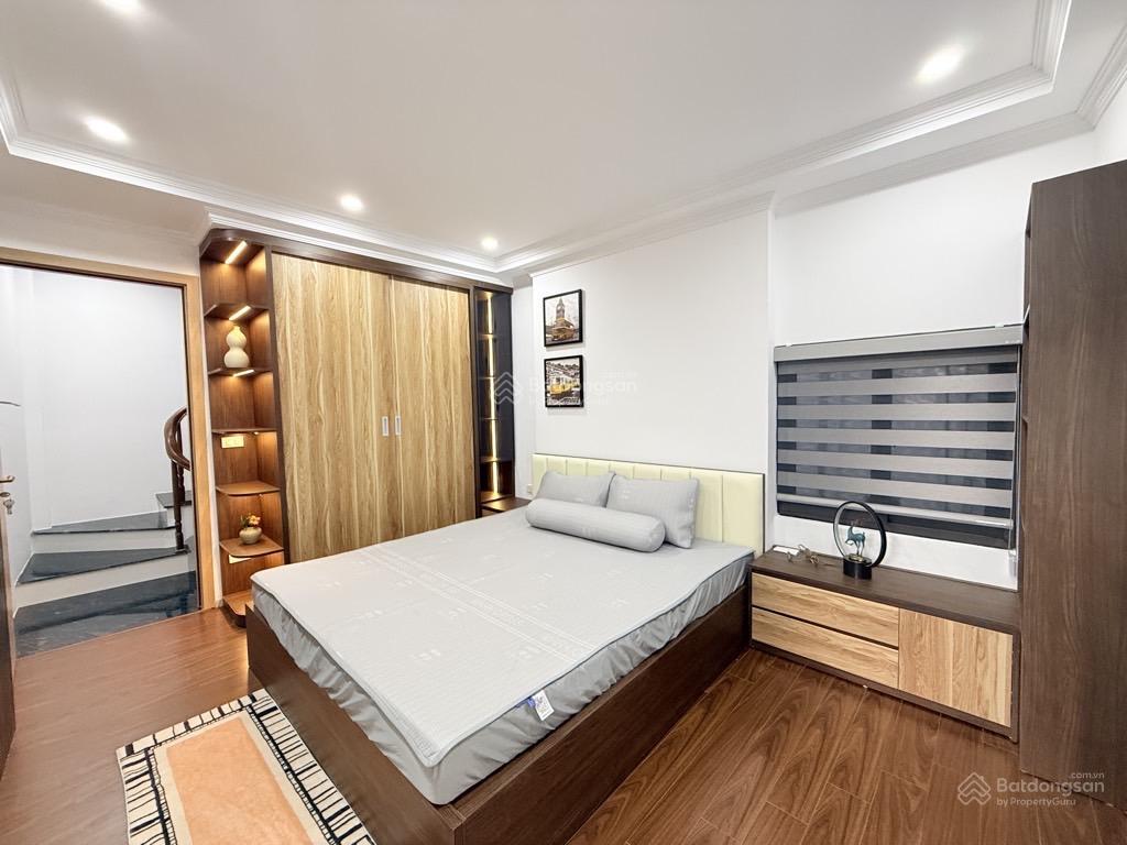 Quá hiếmnhà mớifull nội thấtdân xây2 thoángthái thịnh38m*5t*giá 7,9 tỷcông năng đ đủở vip.