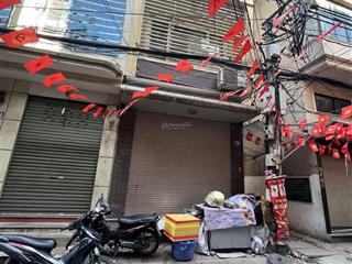 Vị trí siêu đẹpphố chùa láng 46m*5t*mt4,5m*giá 14,3 tỷdân xây2thoángô chờ thang máykdở sướng.