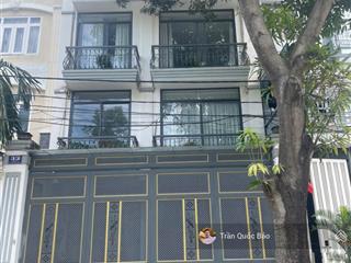 Cơ hội sở hữu nhà đẹp tại quận 7  chỉ 15.9 tỷ!