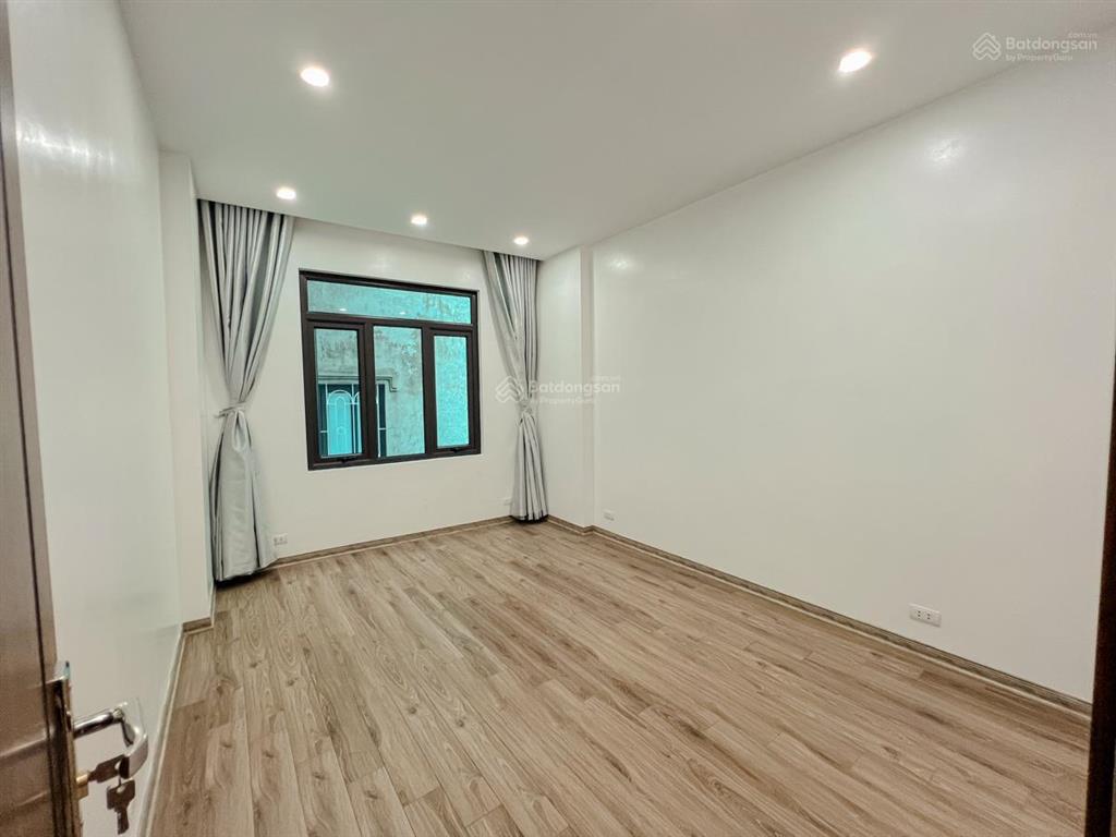 Lô góc dân xây mới! bạch mai, vf3 đô cửa, 20m ra ô tô tránh, gần bãi gửi xe ô tô, trường học, 52m2