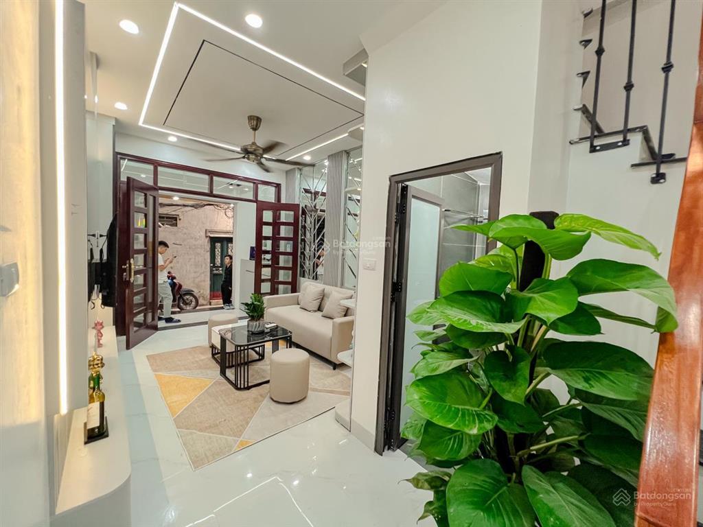 Lô góc dân xây mới! bạch mai, vf3 đô cửa, 20m ra ô tô tránh, gần bãi gửi xe ô tô, trường học, 52m2