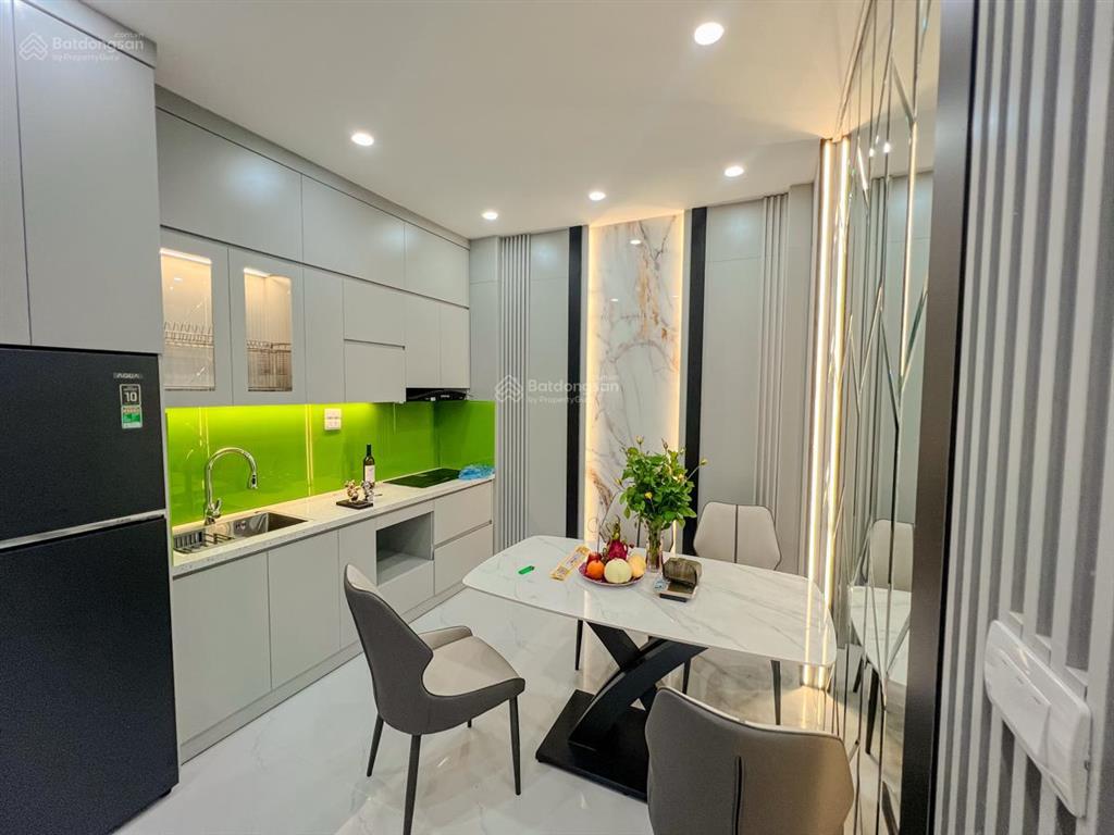 Lô góc dân xây mới! bạch mai, vf3 đô cửa, 20m ra ô tô tránh, gần bãi gửi xe ô tô, trường học, 52m2