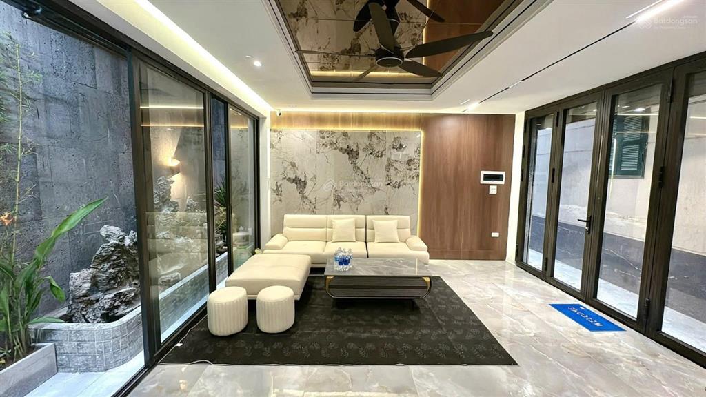 Dân xây siêu đẹp! khâm thiên, vf3 đỗ cửa, 10m ra bãi ô tô, lô góc 3 thoáng vĩnh viễn, 57m2*5t*4 ngủ