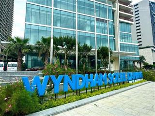 Nhượng lại căn 1pn soleil wyndham, 32m2 tặng full nội thất, view biển, cho thuê 25 triệu/tháng