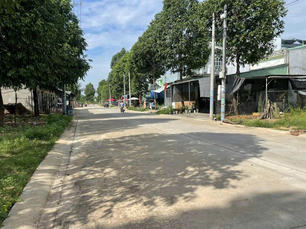 Chỉ 690 triệu sở hữu 300m2 đất ngay kcn mỹ phước 3, thới hòa, sổ sẵn, đầu tư sinh lời cao