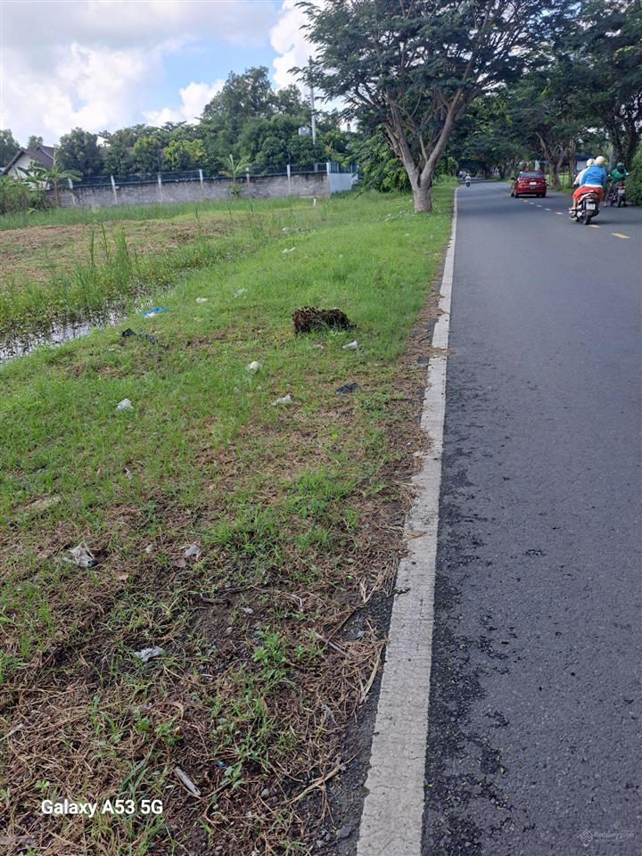 Đất thổ vườn, dt 1078m2,đường 30m,mặt tiền đường 71m