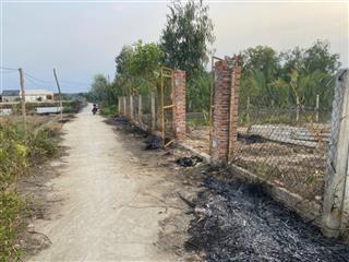 Bán lô đất vườn ngay khu dân cư đất ở. diện tích 607m2 giá 1,8 tỷ đầu tư