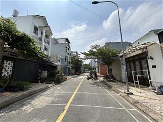 Chính chủ bán gấp 150m2 giá 600tr, shr, ngay ql13, ngay kcn mỹ phước 3