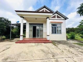 Chính chủ bán gấp nhà vườn 1.100m² có sẵn nhà  ngay kcn becamex, sát ql13, giá 450tr, shr