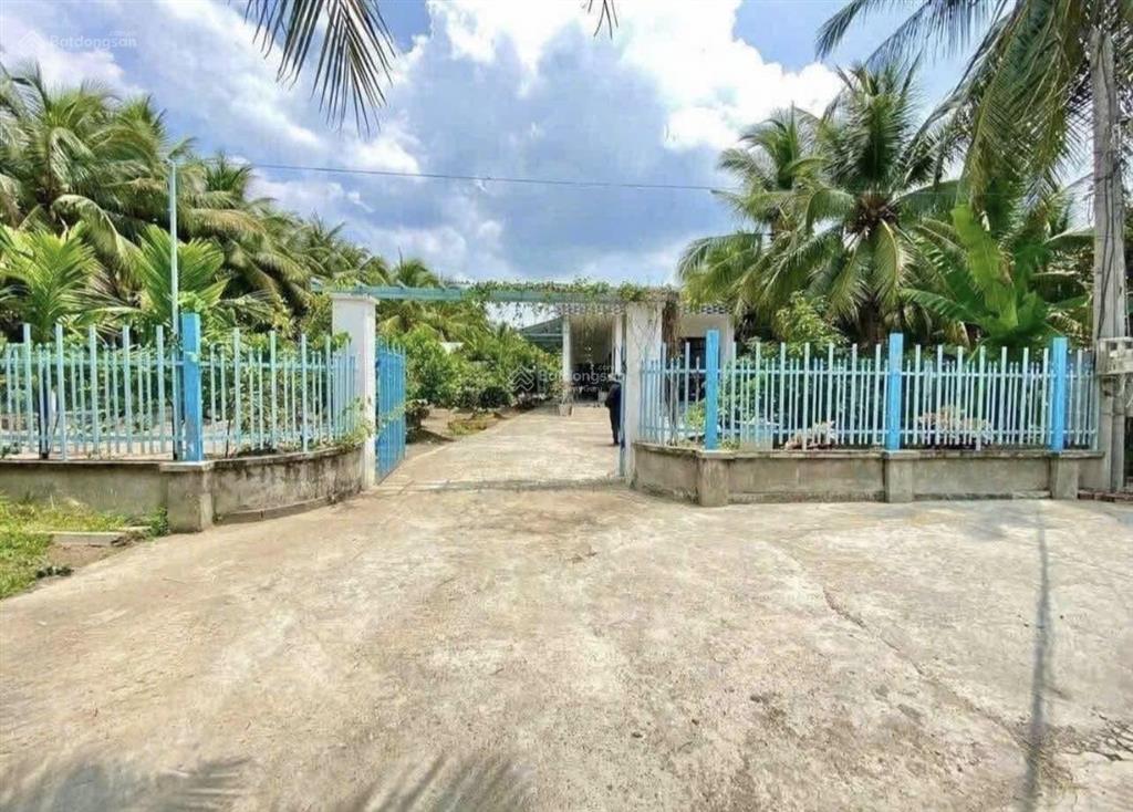 Chính chủ bán gấp nhà vườn 500m2 giá chỉ 390tr bán đất tặng nhà ngay kcn becamex, sát ql13. sổ sẵn