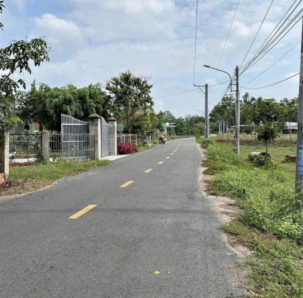 Chính chủ bán gấp nhà vườn 500m2 giá chỉ 390tr bán đất tặng nhà ngay kcn becamex, sát ql13. sổ sẵn