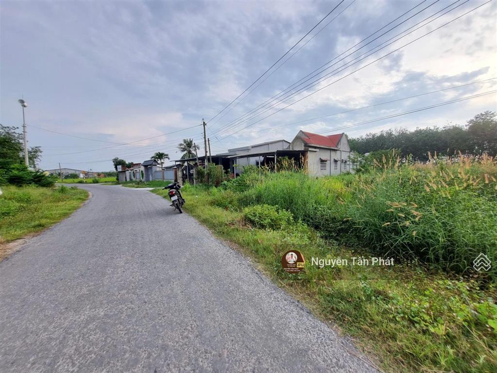 10x72 đường nhựa ngay kcn phước đông. 2,35 tỷ