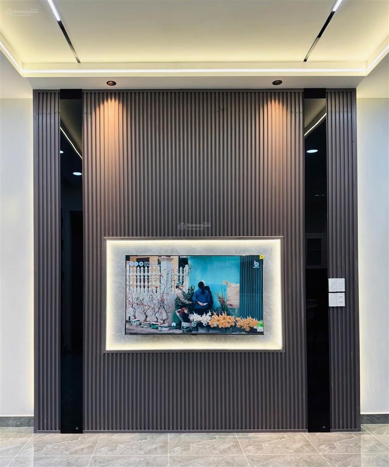 Nhà mới 3 tầng trần xuân soạn q7 hẻm 1/ gần mặt tiền  chỉ 6.25 tỷ tl